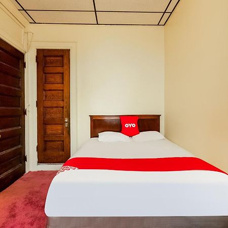 Oyo Hotel Bradford Main St Pa Eksteriør bilde